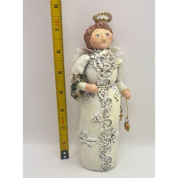 Vintage Primitive Angel Christmas Figurine Holding Wreath and Stars Rustic - Picture 3 of 8
